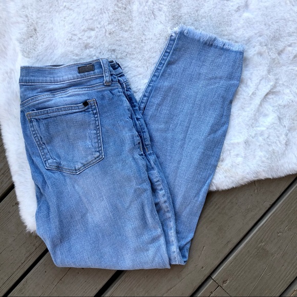 SP Black Label | Distressed Denim - Picture 3 of 11